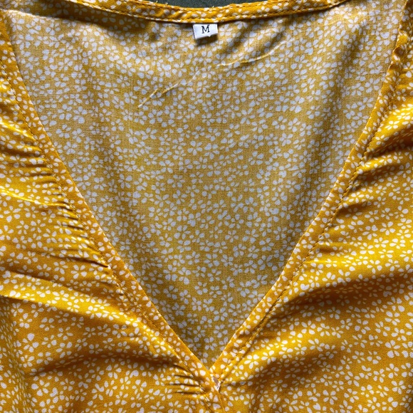 ❣️SOLD❣️ Yellow Floral Sun Dress - Picture 2 of 9